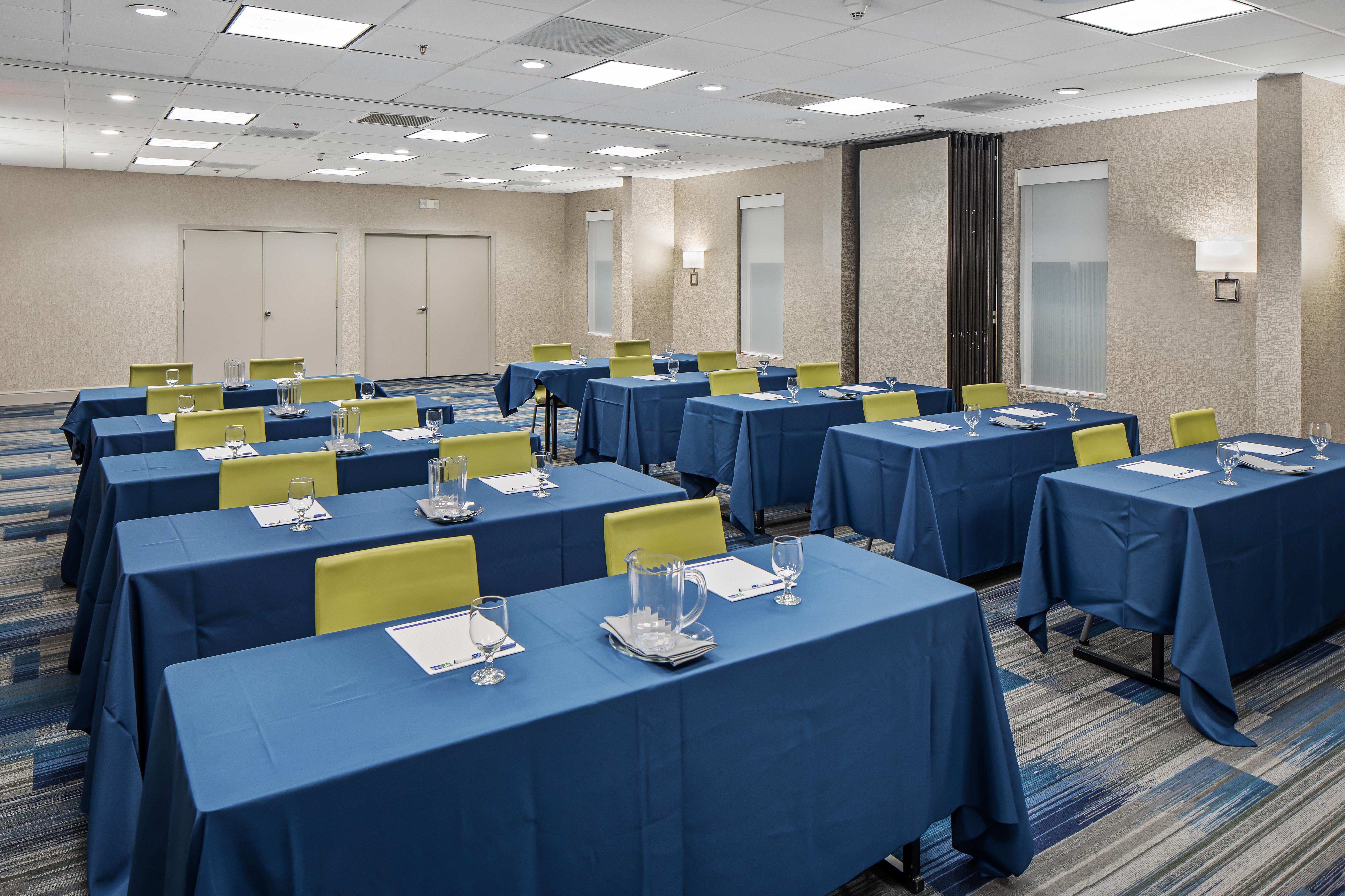 Holiday Inn Express Atlanta Airport-College Park By Ihg Exterior photo