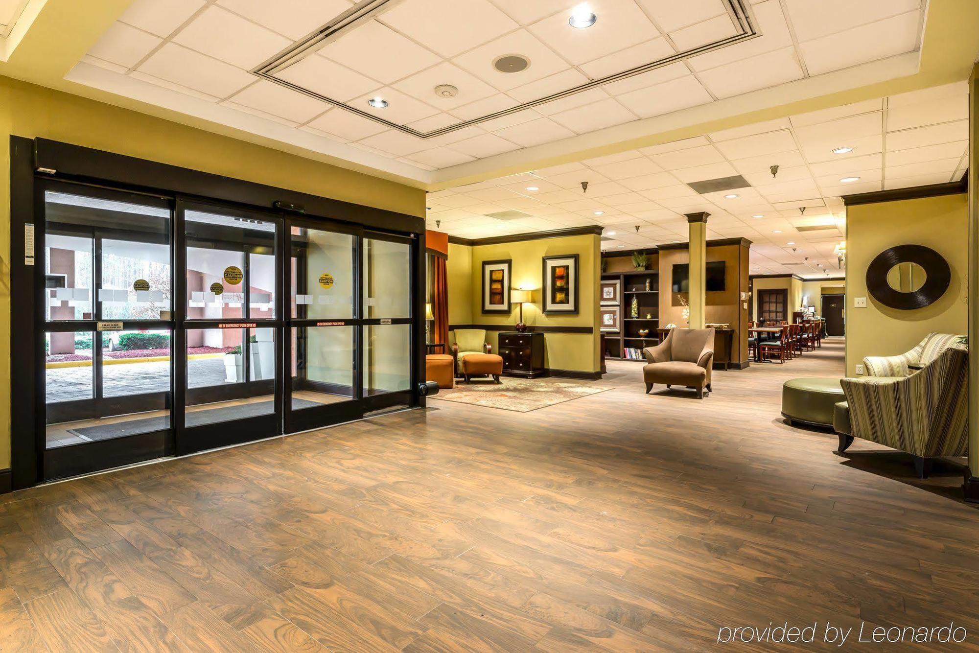 Holiday Inn Express Atlanta Airport-College Park By Ihg Exterior photo